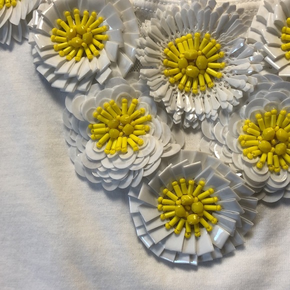 Red Valentino White Daisy Embellished Cotton Jersey Top - Picture 5 of 11